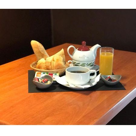 Bar Hotel Du Centre Montrevel-en-Bresse Eksteriør billede