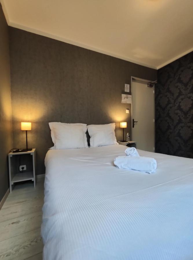 Bar Hotel Du Centre Montrevel-en-Bresse Eksteriør billede